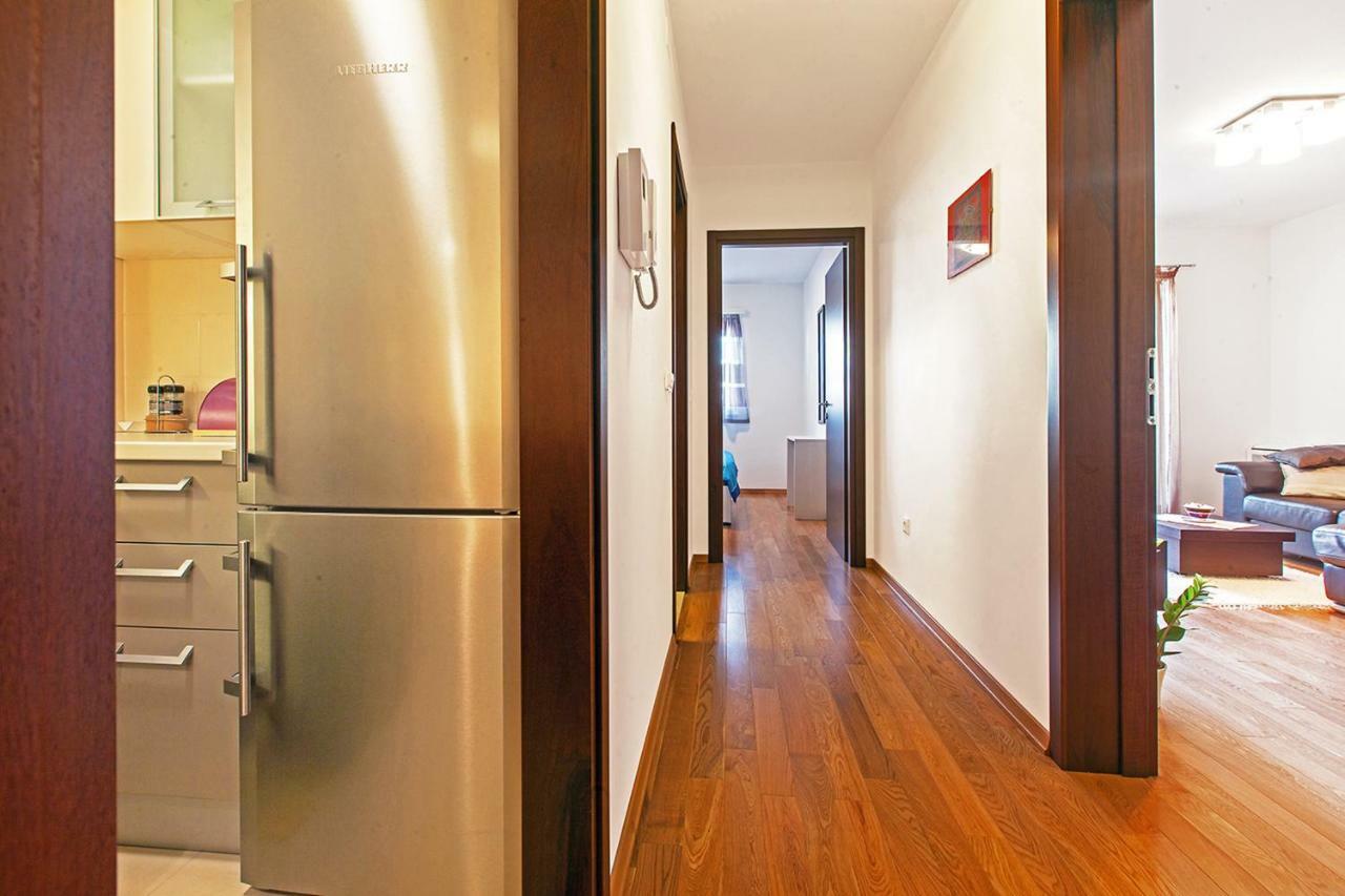 Apartment Makarska Free Beach Parking Εξωτερικό φωτογραφία